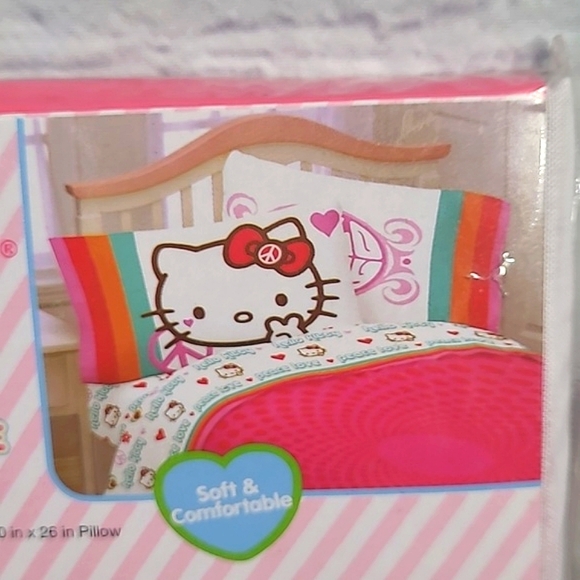 🆕️NWT Sanrio Hello Kitty Peace Sign Standard Size Reversible Cotton Pillowcase - Picture 7 of 11